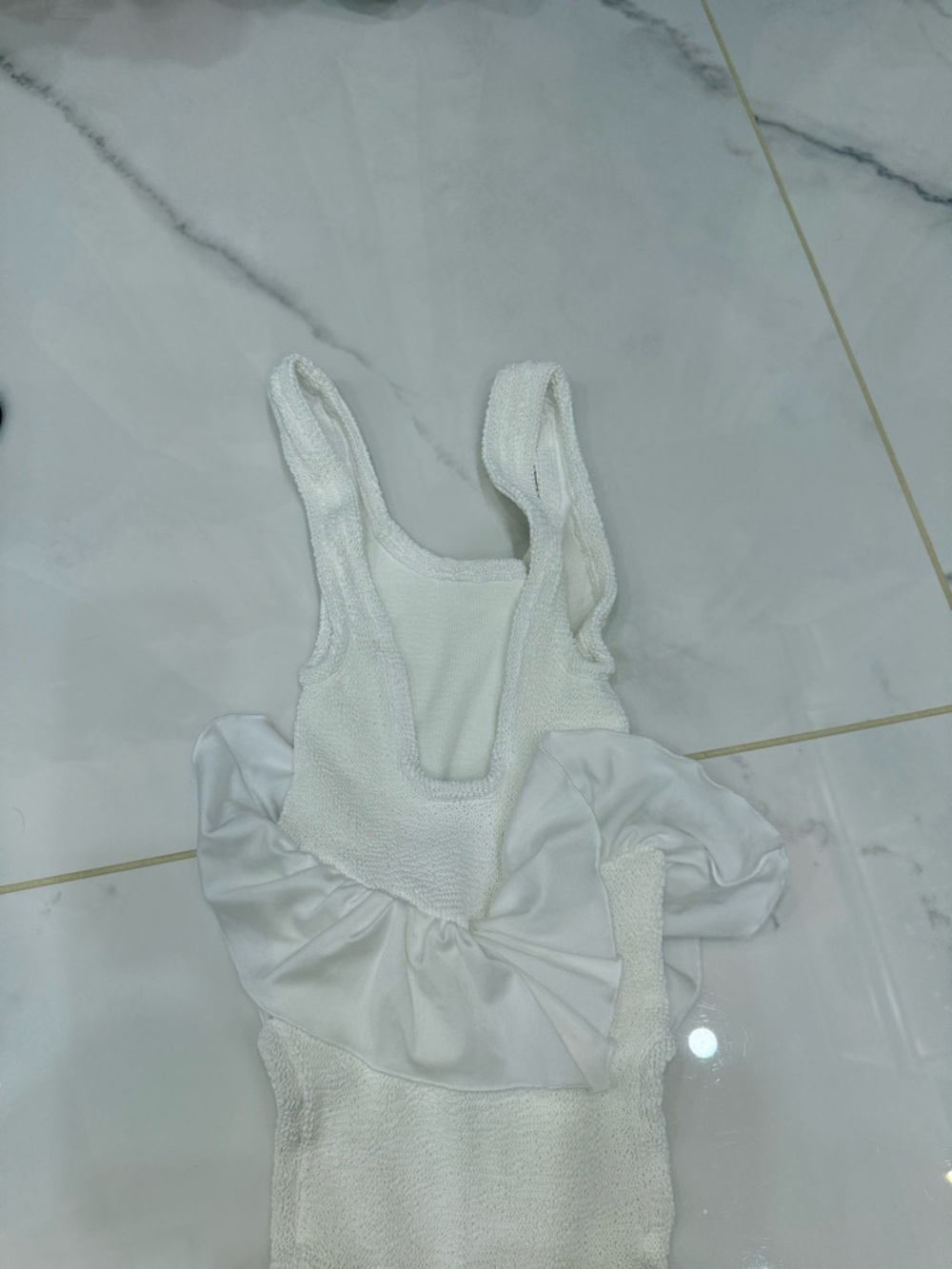Hunza g crinkle swimsuit - Picture 4 of 5